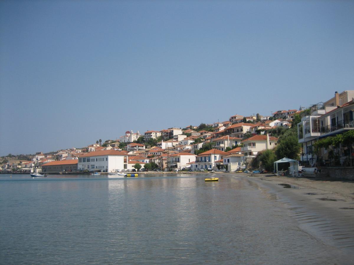Francisco Beach Hotel Agios Andreas  Exterior photo