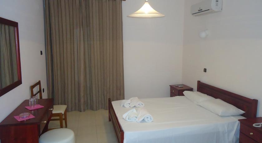 Francisco Beach Hotel Agios Andreas  Exterior photo